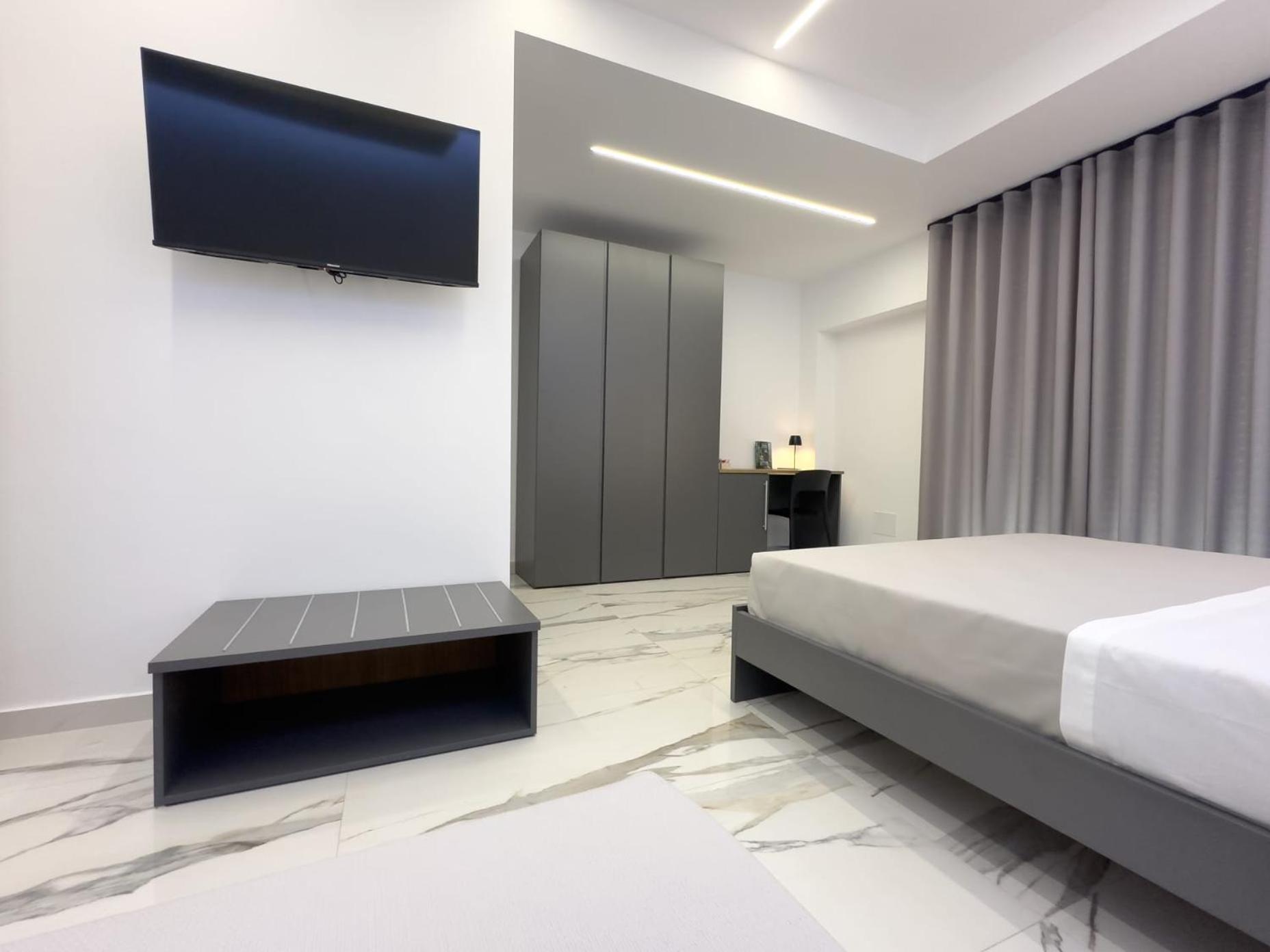 B&B Arcade Luxury Montepaone Lido Buitenkant foto